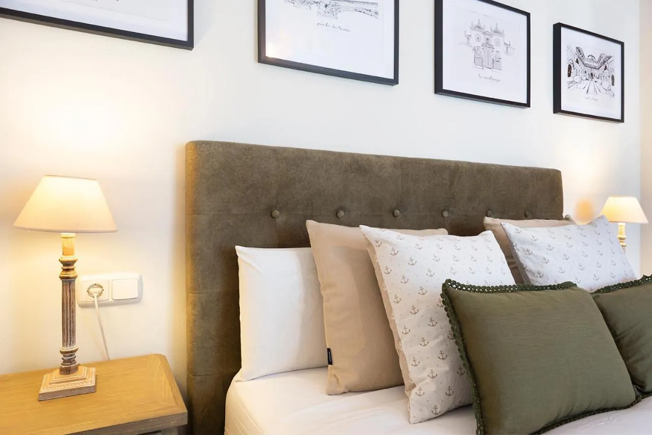Alohamundi Velarde Apartment Seville